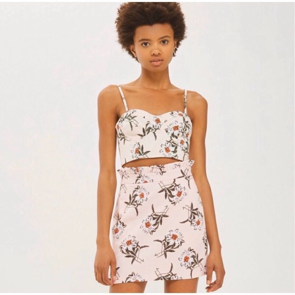 ✨TOPSHOP Daisy Print Mini Sz 12 Skirt✨